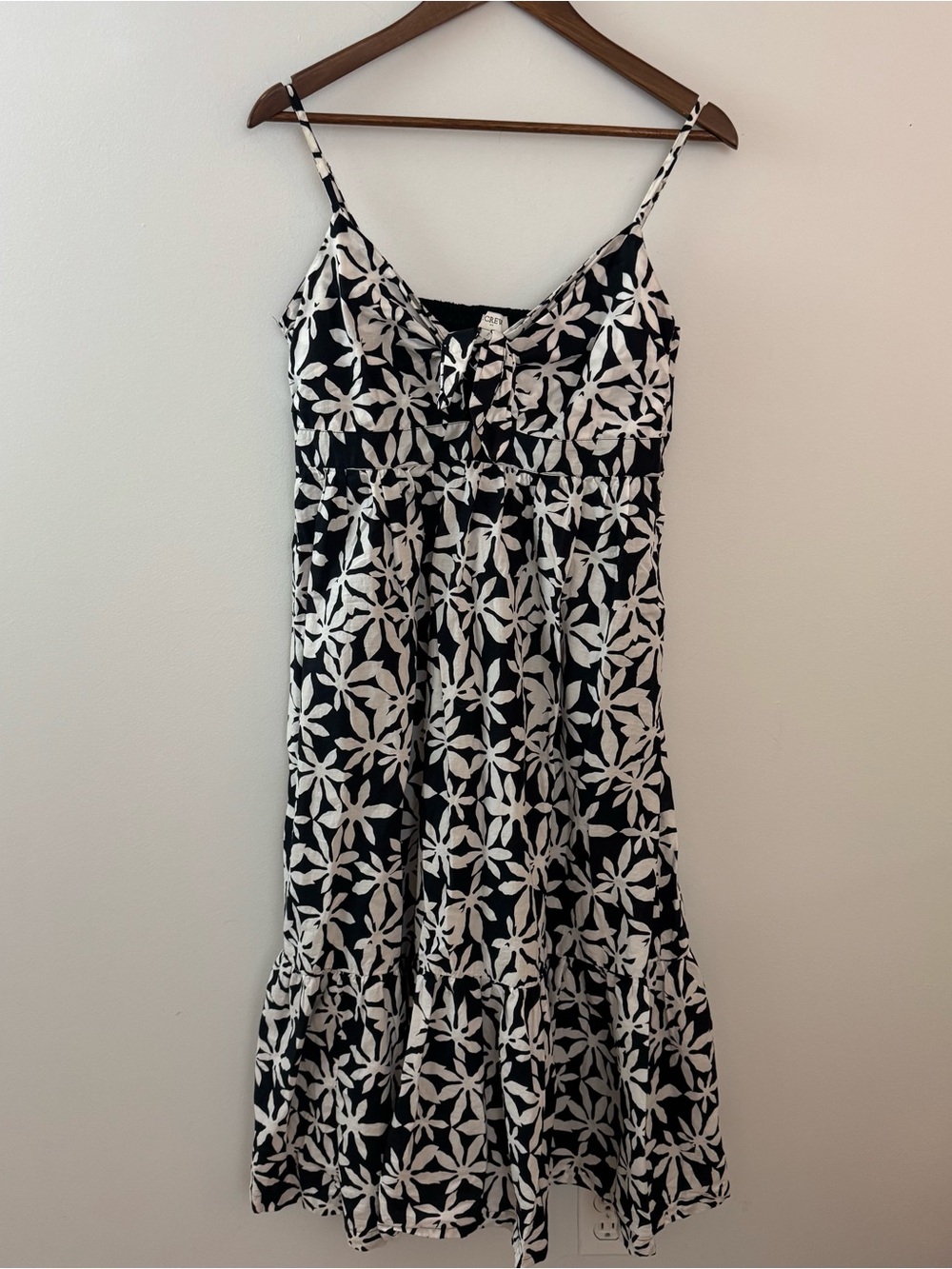 J.crew Black & White Floral Sundress with Spaghetti Straps Size 8